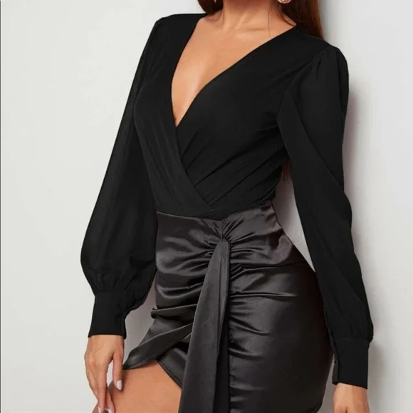 Black long sleeve v neck bodysuit